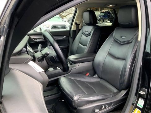 Used 2018 Cadillac XT5 Luxury image 24