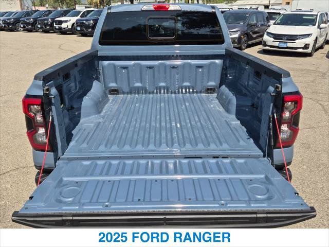 Used 2025 Ford Ranger XLT w/ FX4 Off-Road Package AWD/4WD image 24