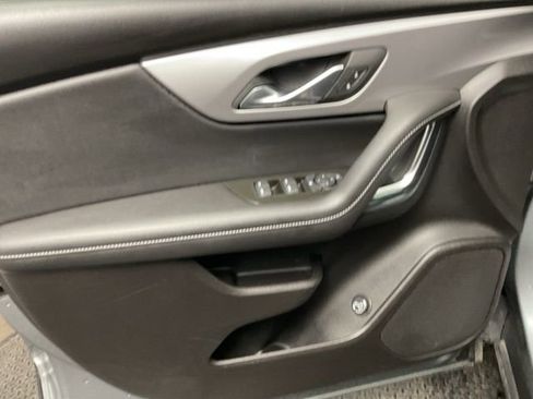 Certified 2024 Chevrolet Blazer LT w/ Convenience Package image 11