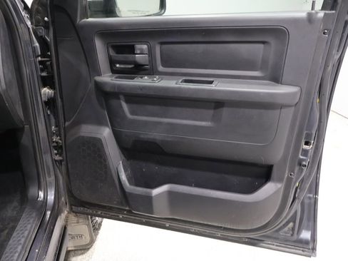 Used 2016 RAM 1500 ST w/ SXT Appearance Group image 22