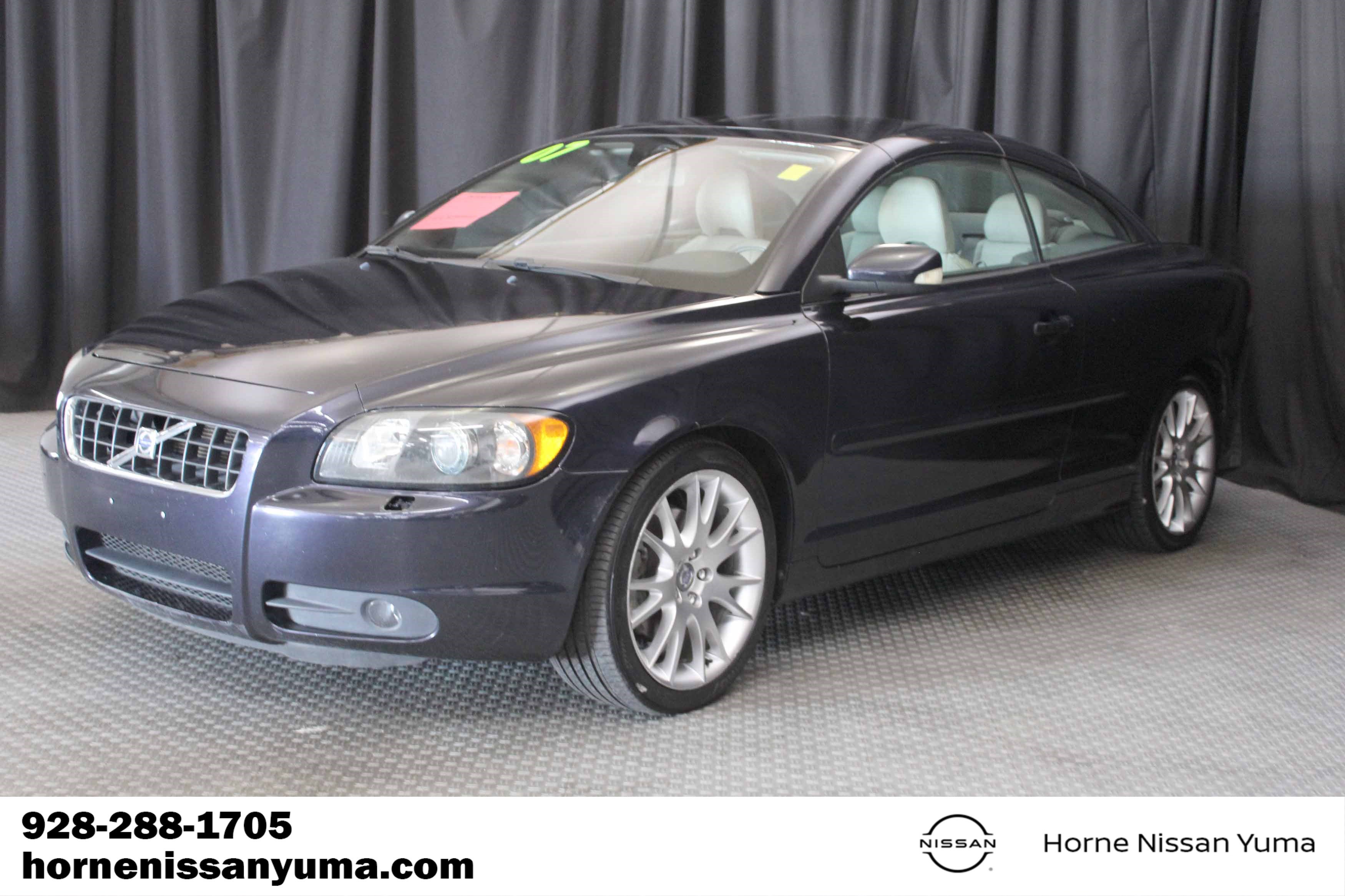 Used 2007 Volvo C70 T5 FWD image 3