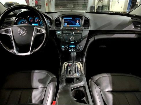 Used 2013 Buick Regal Premium image 16