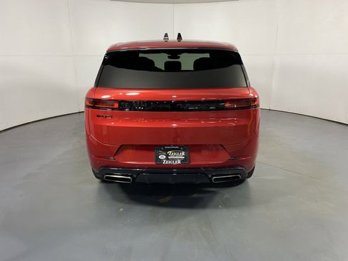 Used 2024 Land Rover Range Rover Sport Dynamic SE image 6