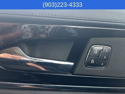 Used 2022 Lincoln Nautilus Reserve FWD image 19