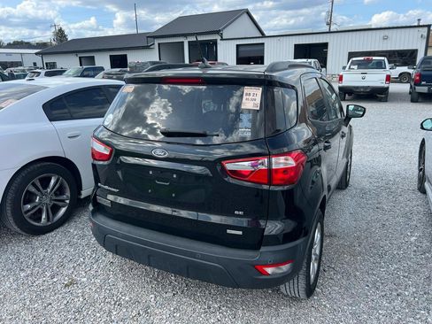 Used 2018 Ford EcoSport SE image 4