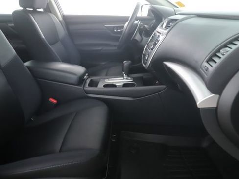 Used 2017 Nissan Altima 2.5 SR image 27