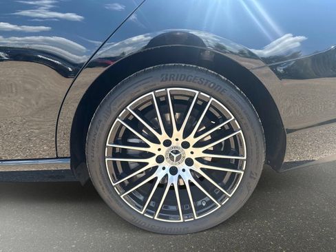 Used 2025 Mercedes-Benz C 300 Sedan image 35