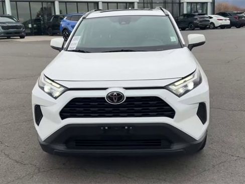 Used 2022 Toyota RAV4 XLE image 2