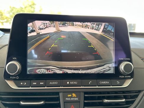 Used 2022 Nissan Altima 2.5 SR image 26