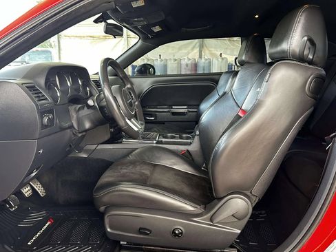 Used 2014 Dodge Challenger SRT8 Core w/ Satin Vapor Edition image 19