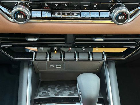 New 2026 GMC Canyon AT4 image 26