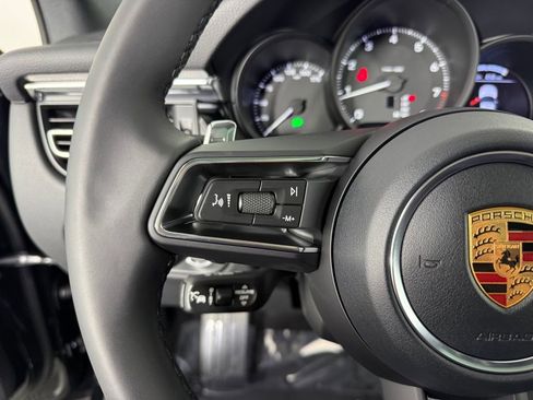 New 2026 Porsche Macan AWD/4WD image 29