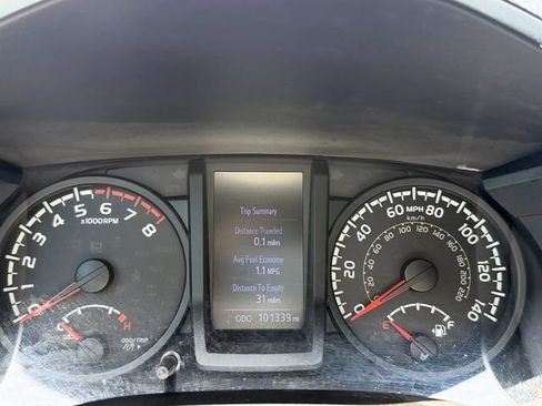 Used 2019 Toyota Tacoma SR w/ SR Convenience Package RWD image 21