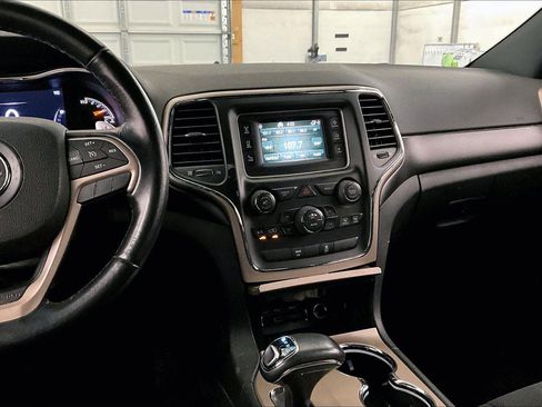 Used 2015 Jeep Grand Cherokee Laredo w/ Quick Order Package 23E image 7