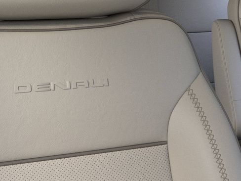 New 2026 GMC Yukon Denali w/ Denali Reserve Package AWD/4WD image 22