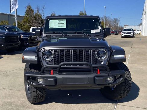 New 2026 Jeep Gladiator Rubicon w/ Steel Bumper Group AWD/4WD image 2
