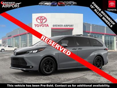 New 2026 Toyota Sienna XLE Woodland Edition