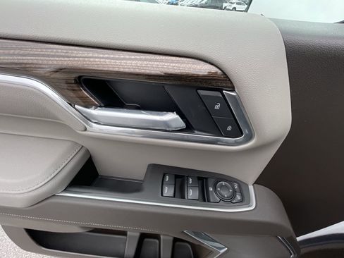 New 2025 Chevrolet Silverado 1500 LT w/ Convenience Package II image 60