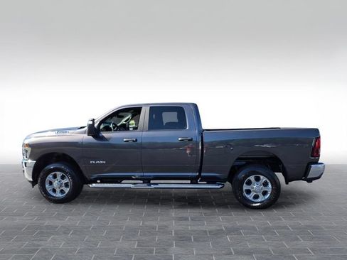 Used 2026 RAM 2500 Big Horn AWD/4WD image 4