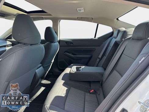 Used 2023 Nissan Altima 2.5 SV w/ SV Premium Package AWD/4WD image 16