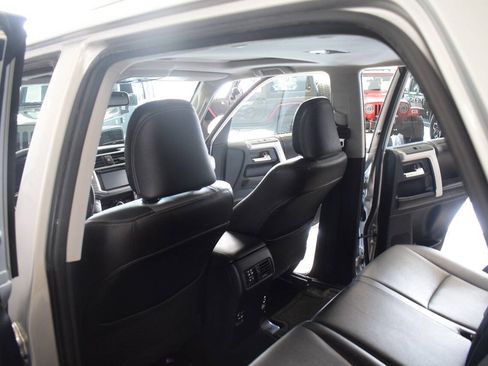 Used 2016 Toyota 4Runner SR5 Premium AWD/4WD image 43