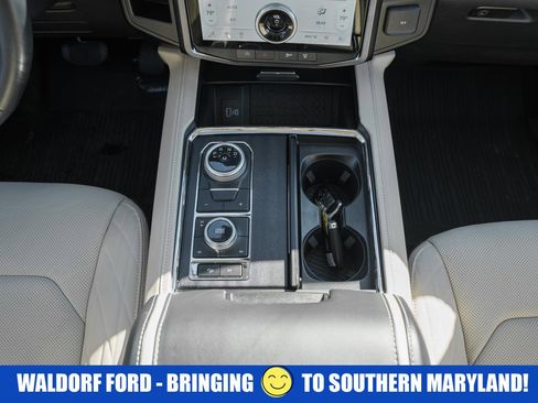 Used 2024 Ford Expedition Max Platinum image 37