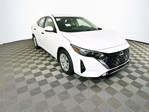 New 2025 Nissan Sentra S image 3