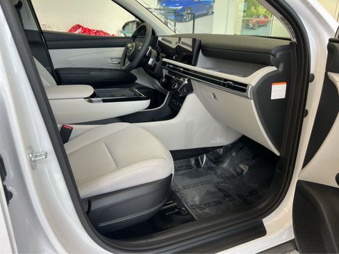 New 2026 Hyundai Tucson Blue SE AWD/4WD image 19