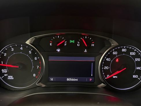 Used 2023 GMC Acadia SLT FWD image 22
