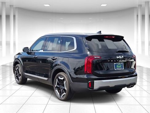 Used 2024 Kia Telluride S w/ S Sunroof Package AWD/4WD image 3