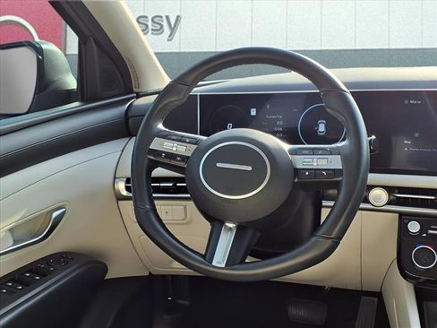 Used 2025 Hyundai Tucson SEL image 16