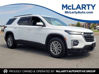 Used 2023 Chevrolet Traverse LT