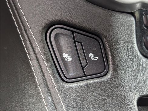Used 2015 Chevrolet Tahoe LT AWD/4WD image 30