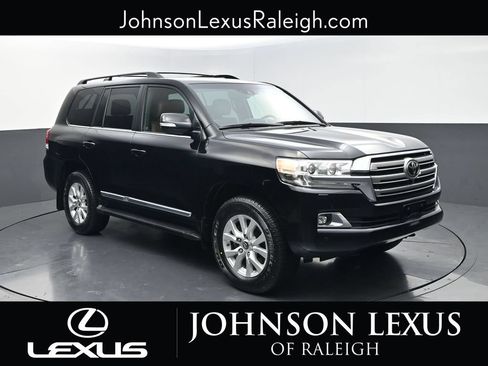 Used 2016 Toyota Land Cruiser AWD/4WD image 3