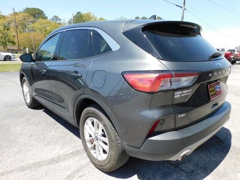 Used 2020 Ford Escape SE AWD/4WD image 3