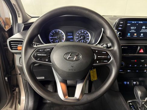 Used 2019 Hyundai Santa Fe SE image 13