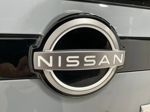 Used 2025 Nissan Pathfinder Platinum w/ Cargo Package AWD/4WD image 31