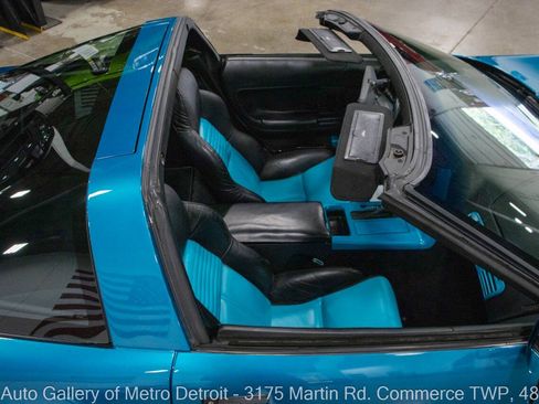 Used 1994 Chevrolet Corvette Coupe RWD image 15