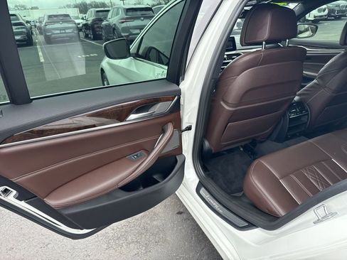 Used 2018 BMW 530i image 12