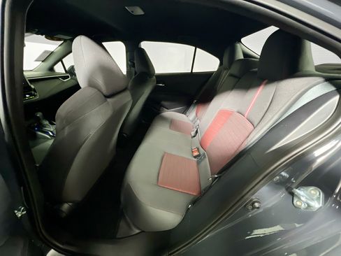 Used 2025 Toyota Corolla SE image 29