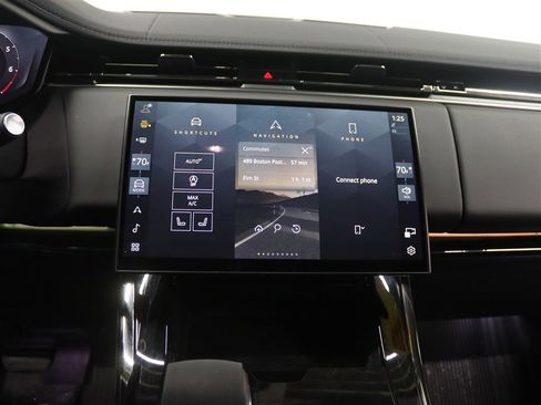 Used 2024 Land Rover Range Rover Sport SE image 23