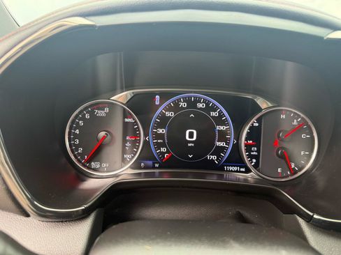 Used 2019 Chevrolet Blazer RS FWD image 25