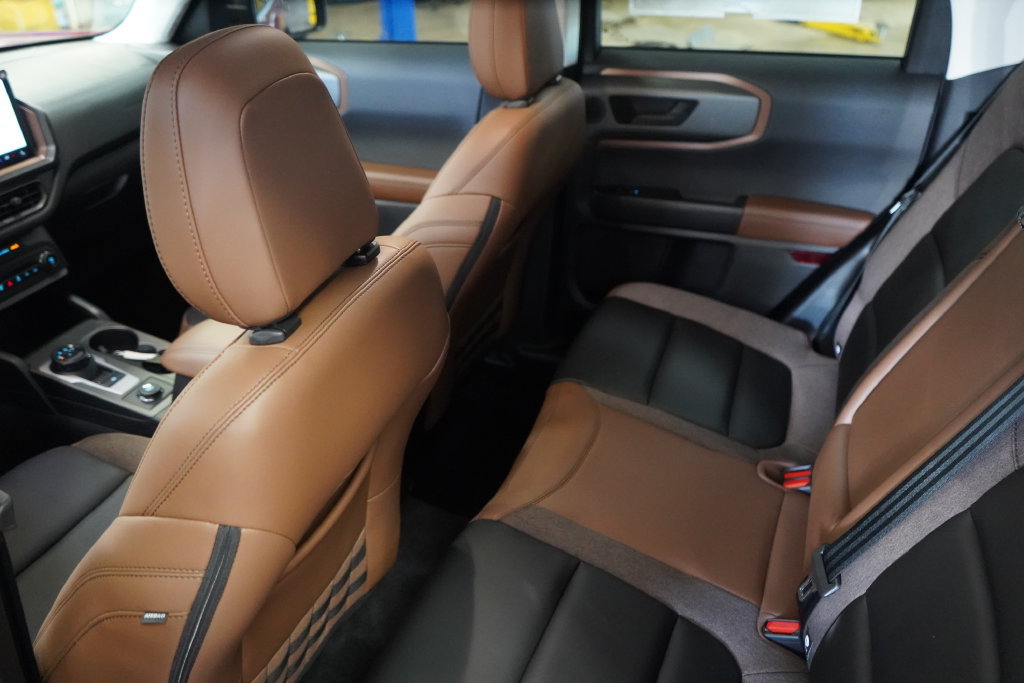 New 2026 Ford Bronco Sport Outer Banks w/ Outer Banks Tech Package+ AWD/4WD image 31