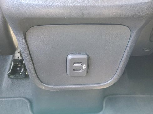 Used 2019 Chevrolet Equinox LT image 39