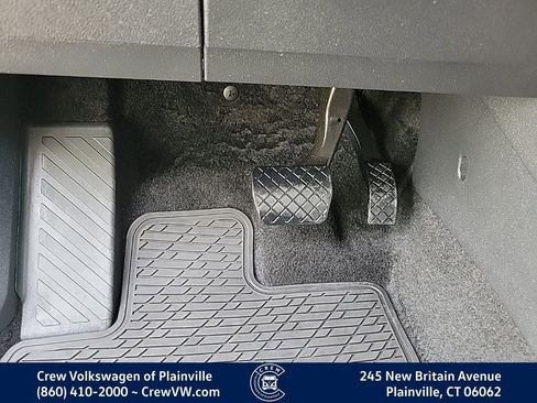 Certified 2024 Volkswagen Tiguan S AWD/4WD image 37