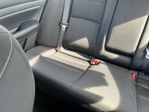 Used 2025 Nissan Altima 2.5 SV FWD image 39