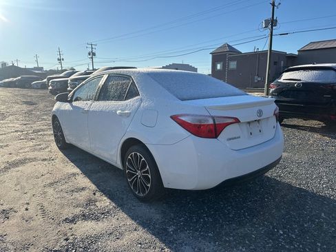 Used 2014 Toyota Corolla S image 3