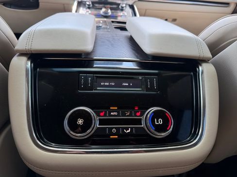 Used 2019 Lincoln Navigator Reserve AWD/4WD image 27