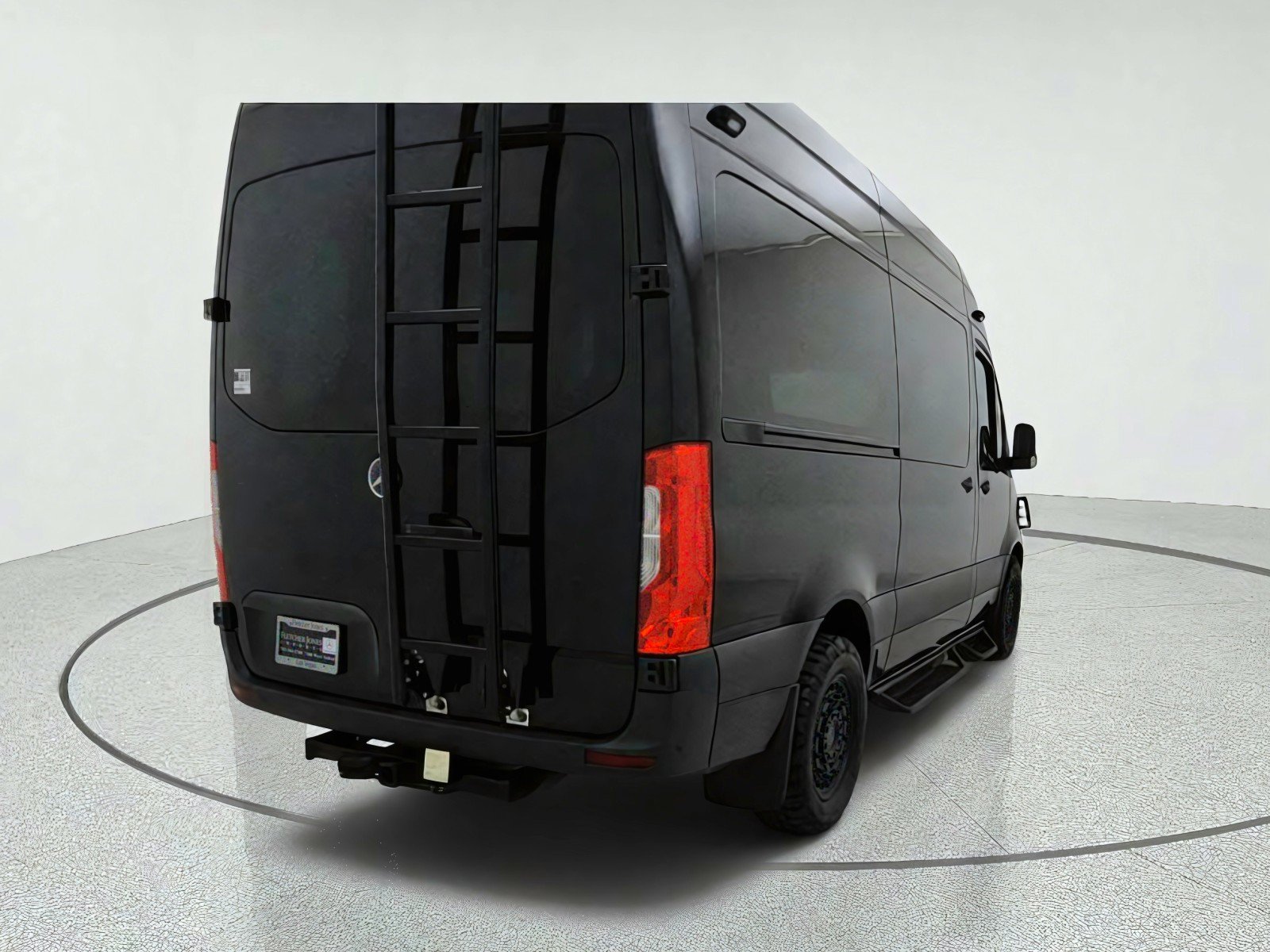 Used 2023 Mercedes-Benz Sprinter 2500 image 9