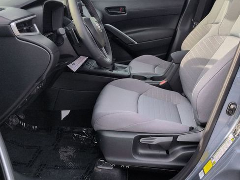 Certified 2026 Toyota Corolla Cross SE image 13